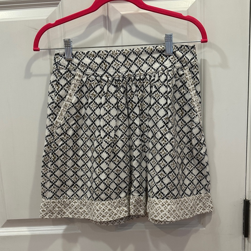 LOFT Black and White Geometric A-Line Skirt
